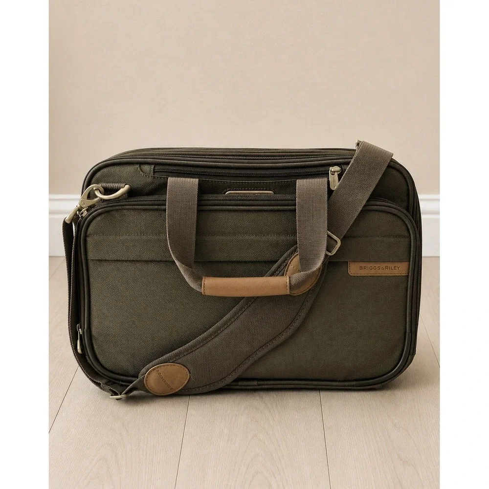 Briggs & Riley 231X-7 Double Expandable Laptop Briefcase Carry-On Green w/ Strap